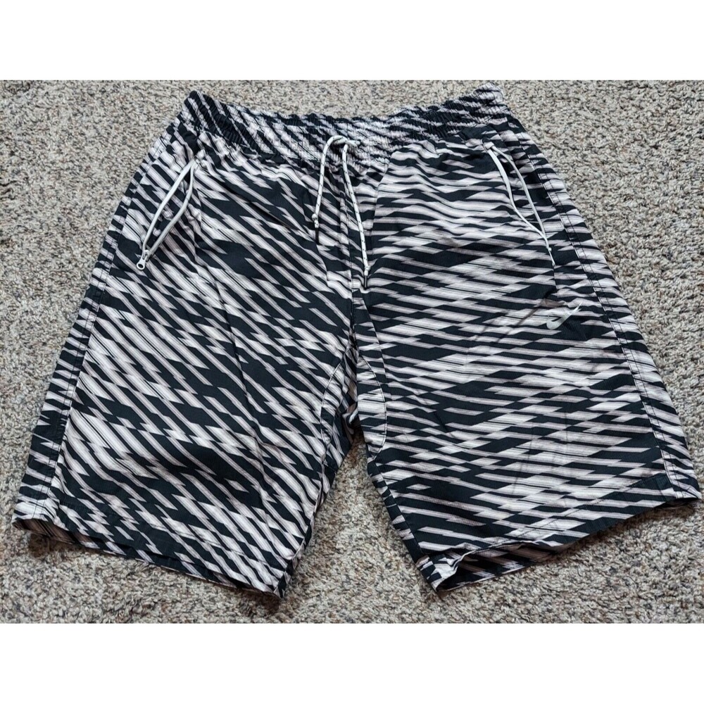 NIKE CONVERSION ALLOVER PRINT  Men's SHORTS BLACK/METALLIC SILVER (644860-010)